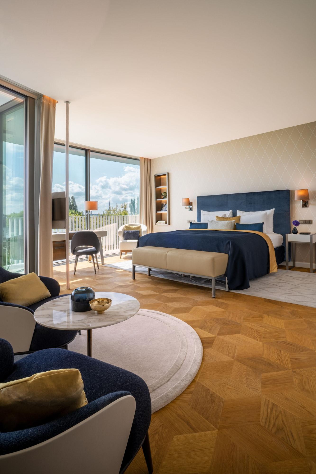 The Fontenay Αμβούργο Εξωτερικό φωτογραφία A bedroom at the hotel