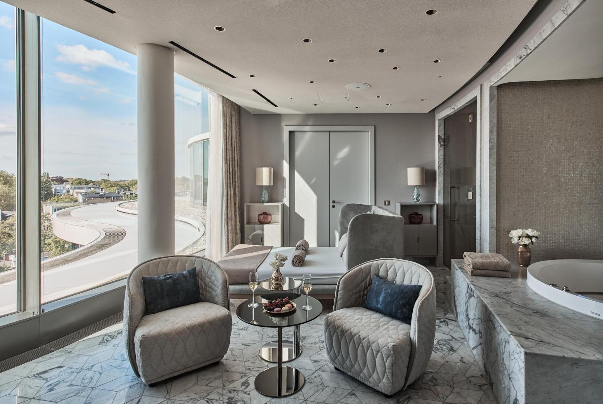 The Fontenay Αμβούργο Εξωτερικό φωτογραφία The Sky Residence