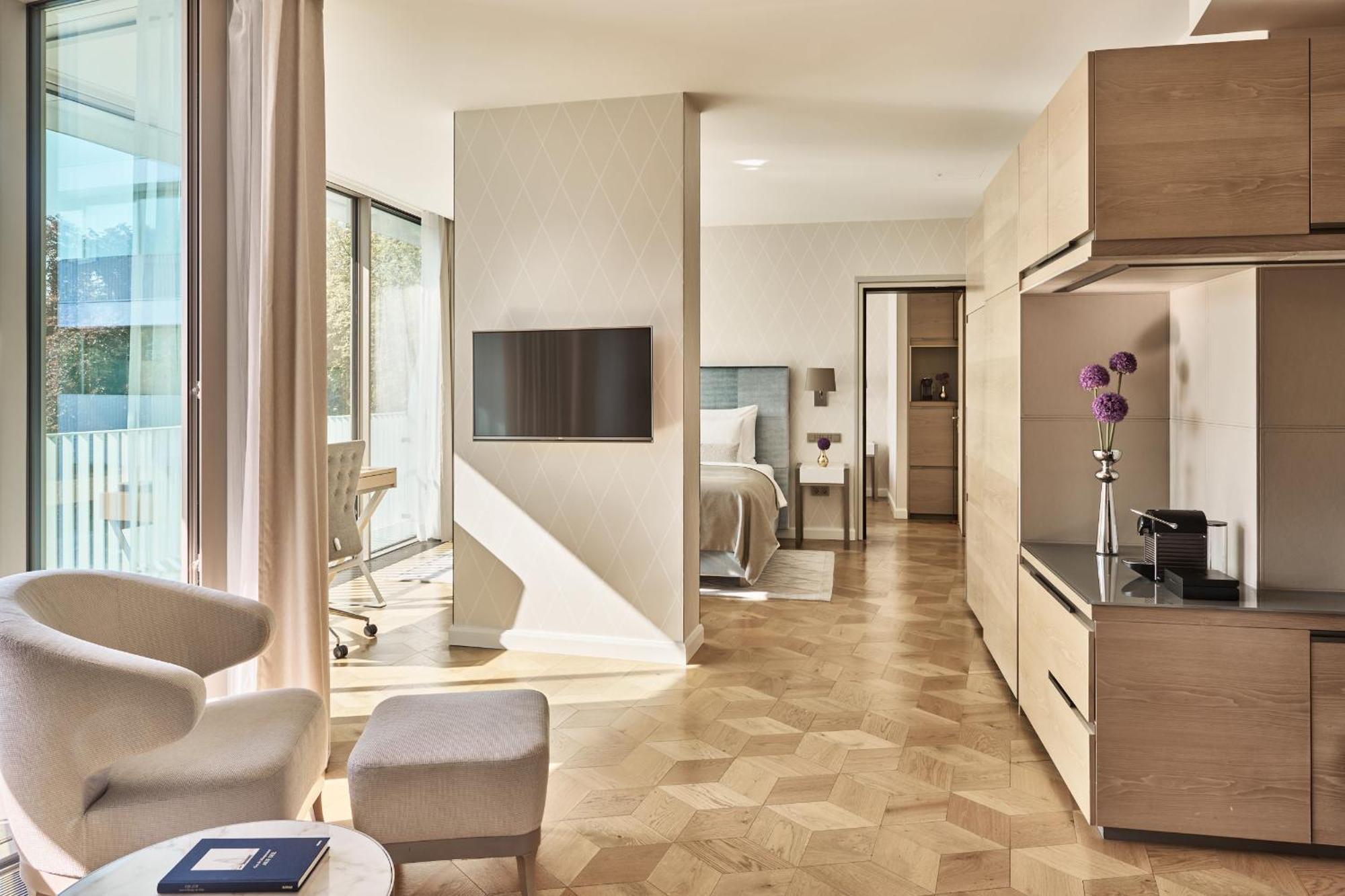 The Fontenay Αμβούργο Εξωτερικό φωτογραφία Interior of a suite