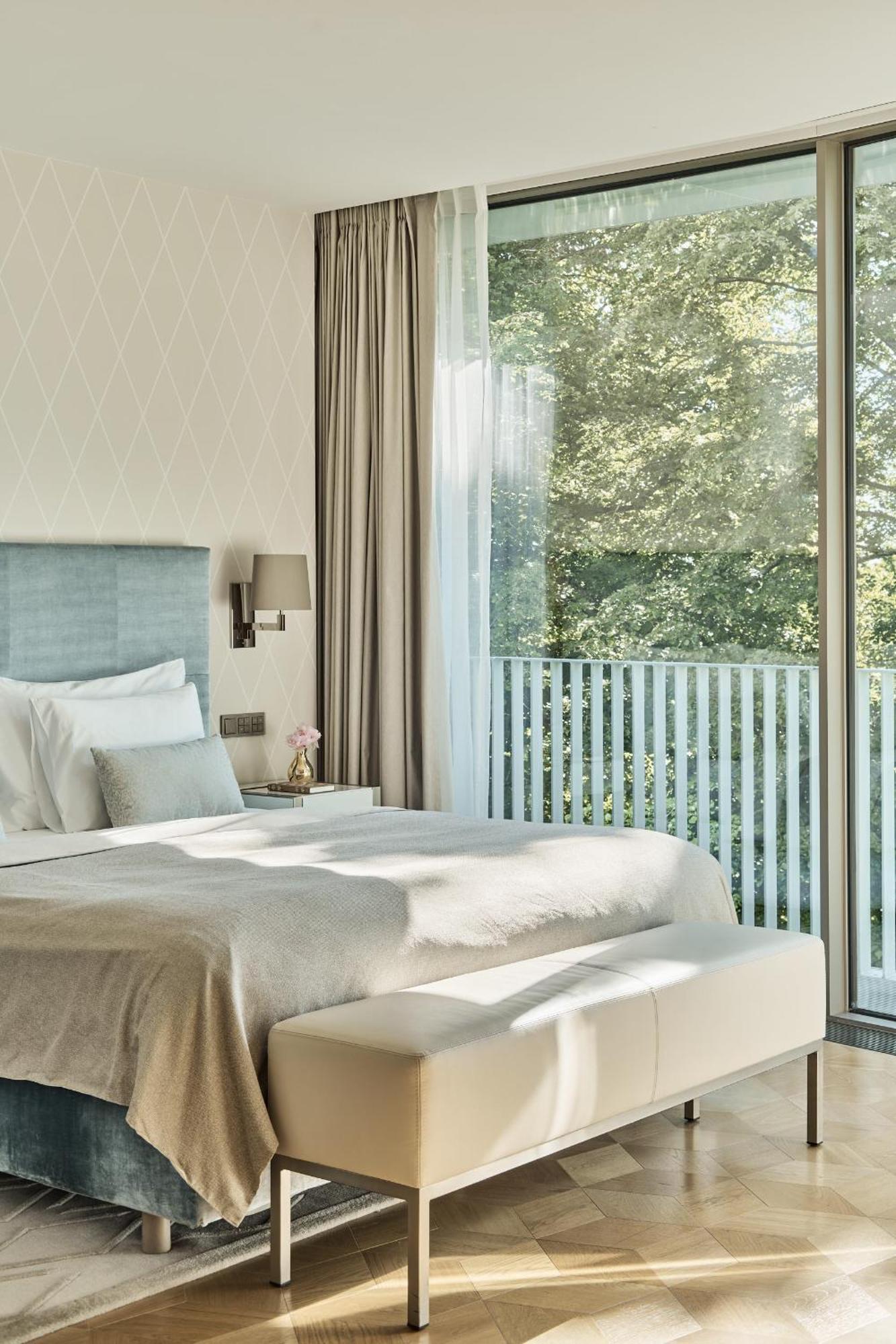 The Fontenay Αμβούργο Εξωτερικό φωτογραφία A room at the hotel
